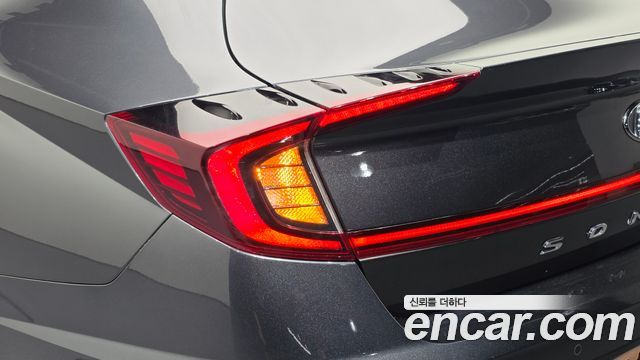 Hyundai Sonata 2023 — photo 9