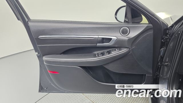 Hyundai Sonata 2023 — photo 14