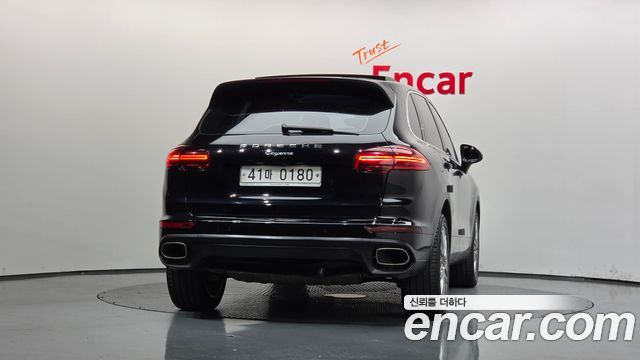 Porsche Cayenne 2016 — photo 4