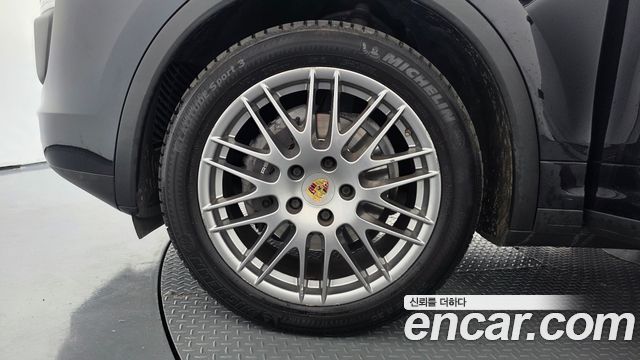 Porsche Cayenne 2016 — photo 5