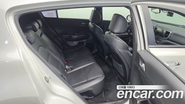 Kia Sportage 2019 — photo 18