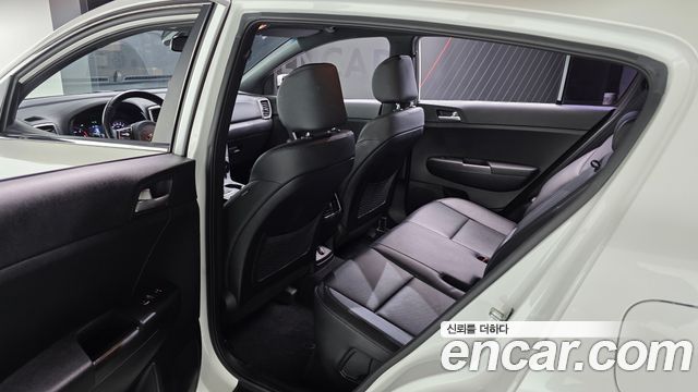 Kia Sportage 2019 — photo 16