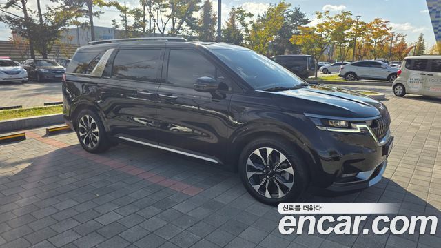 Kia Canival 2023 — photo 9