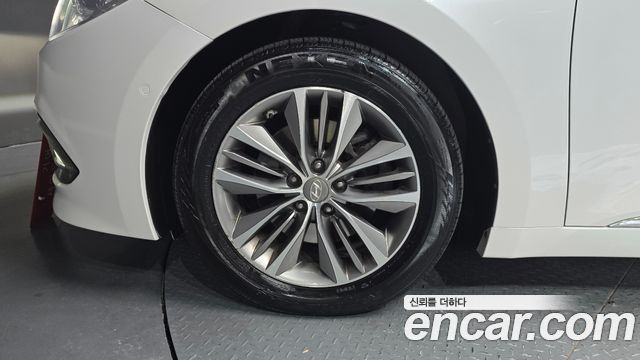 Hyundai Grandeur 2015 — photo 5