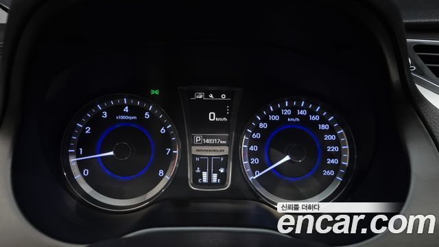 Hyundai Grandeur 2015 — photo 11