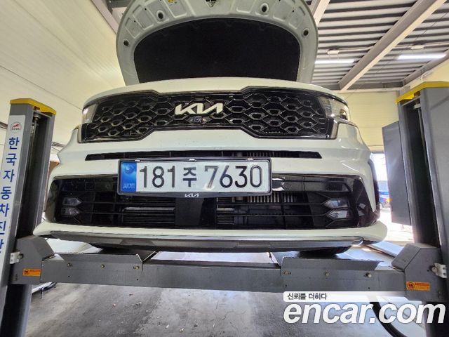 Kia Sorento 2023 — photo 1