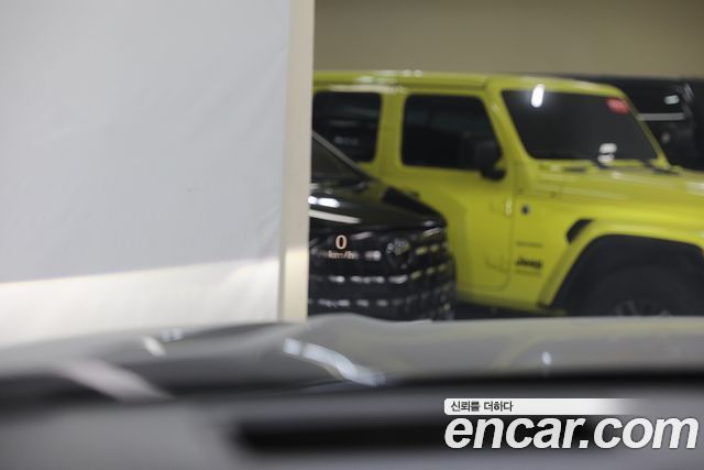 Cadillac Escalade 2023 — photo 10