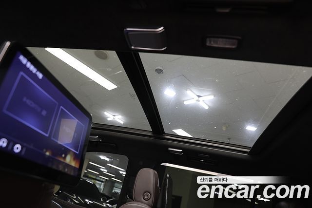 Cadillac Escalade 2023 — photo 14