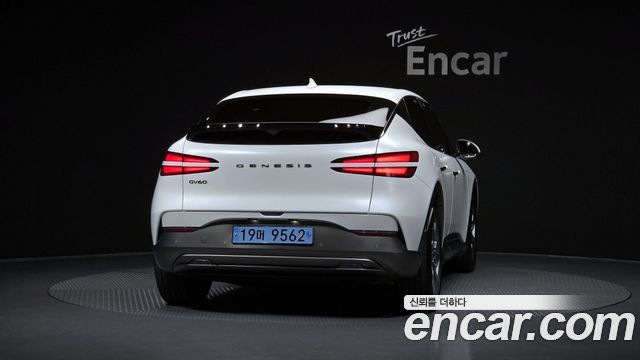 Genesis GV60 2022 — photo 4