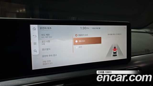 Genesis GV60 2022 — photo 21