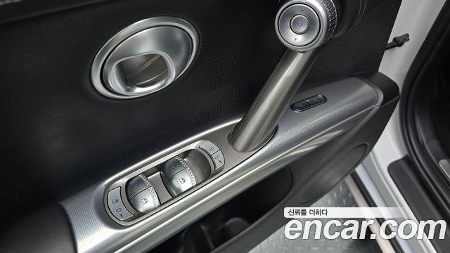 Genesis GV60 2022 — photo 31