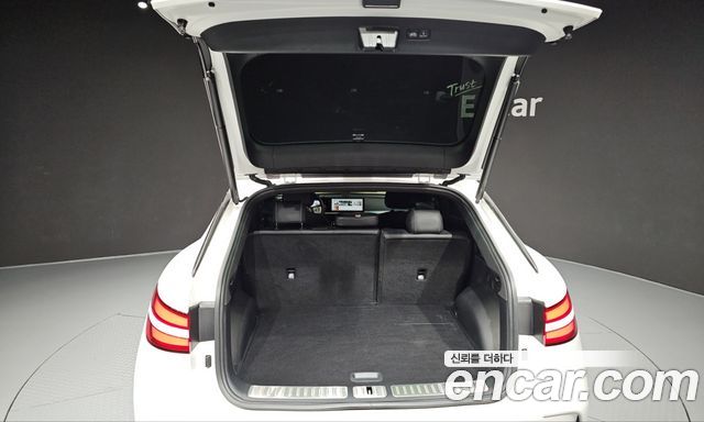 Genesis GV60 2022 — photo 39