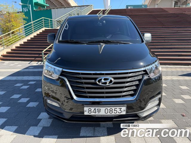 Hyundai Starex 2019 — photo 2