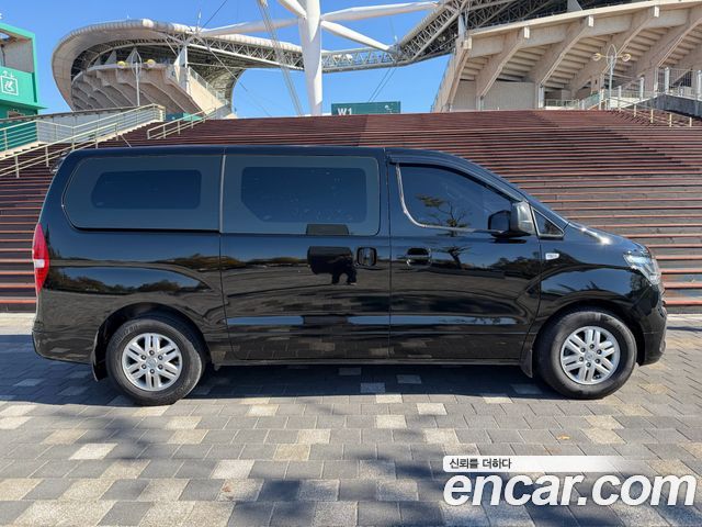 Hyundai Starex 2019 — photo 4