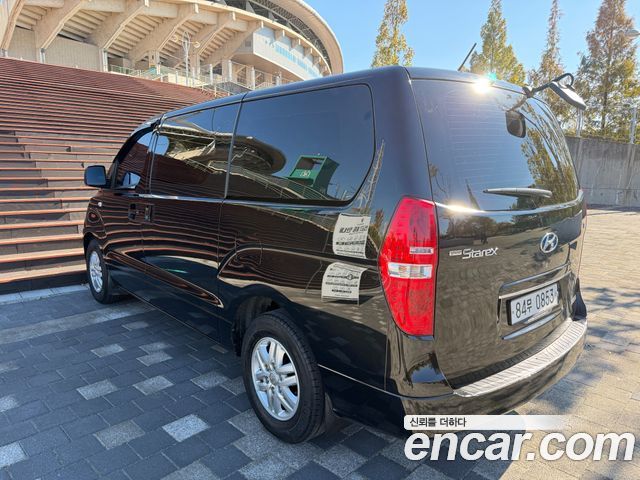 Hyundai Starex 2019 — photo 7