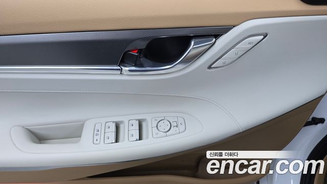 Hyundai Grandeur 2022 — photo 24