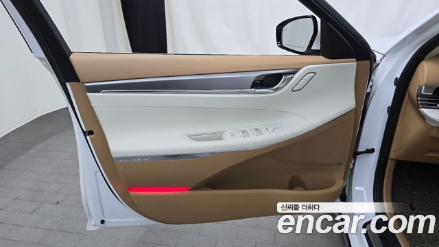 Hyundai Grandeur 2022 — photo 14