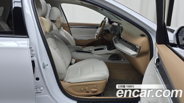 Hyundai Grandeur 2022 — photo 16