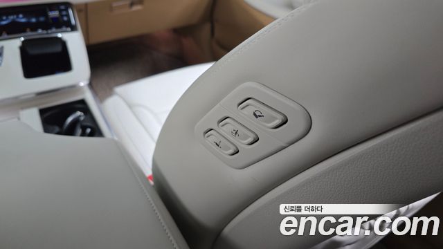 Hyundai Grandeur 2022 — photo 30