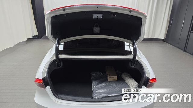 Hyundai Grandeur 2022 — photo 32