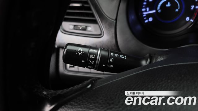 Hyundai Grandeur 2015 — photo 18