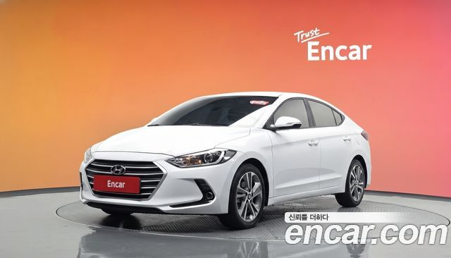 Hyundai AVANTE 2018 — photo 1