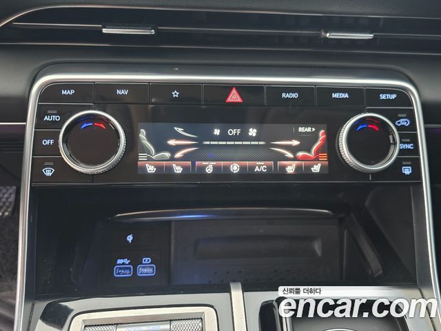 Genesis GV80 2023 — photo 9