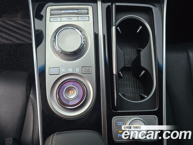 Genesis GV80 2023 — photo 10