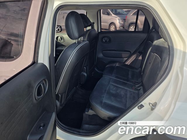Hyundai Casper 2023 — photo 12