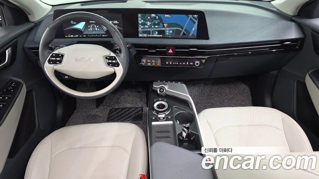 Kia EV6 2023 — photo 10