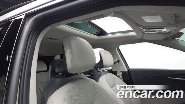 Kia EV6 2023 — photo 23