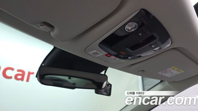 Kia EV6 2023 — photo 24