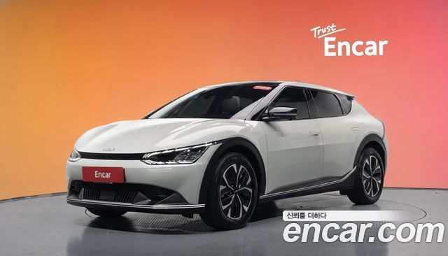 Kia EV6 2023 — photo 1