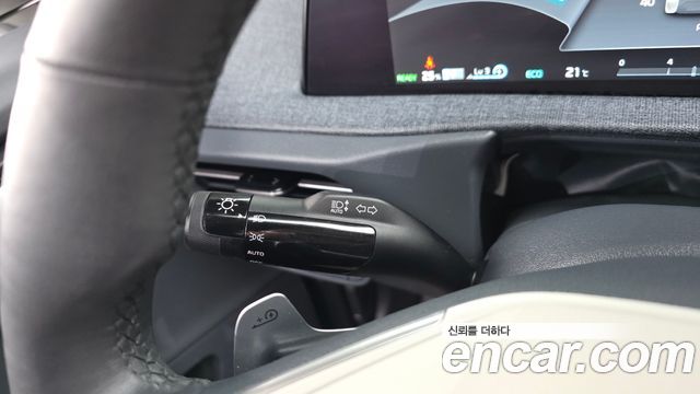 Kia EV6 2023 — photo 27