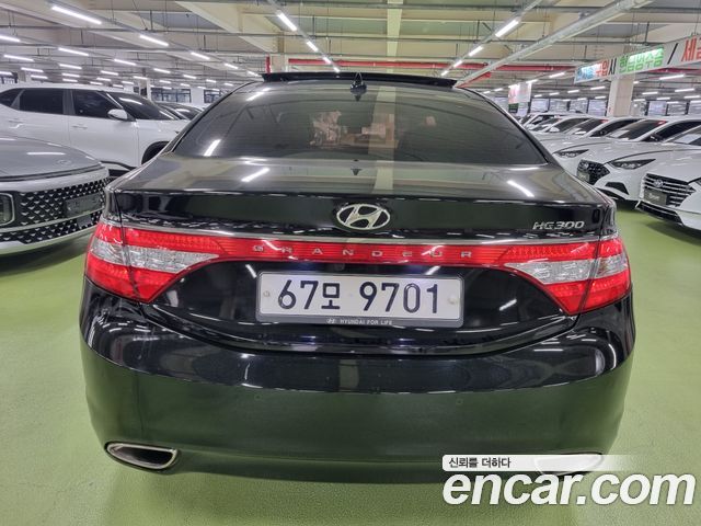 Hyundai Grandeur 2011 — photo 4