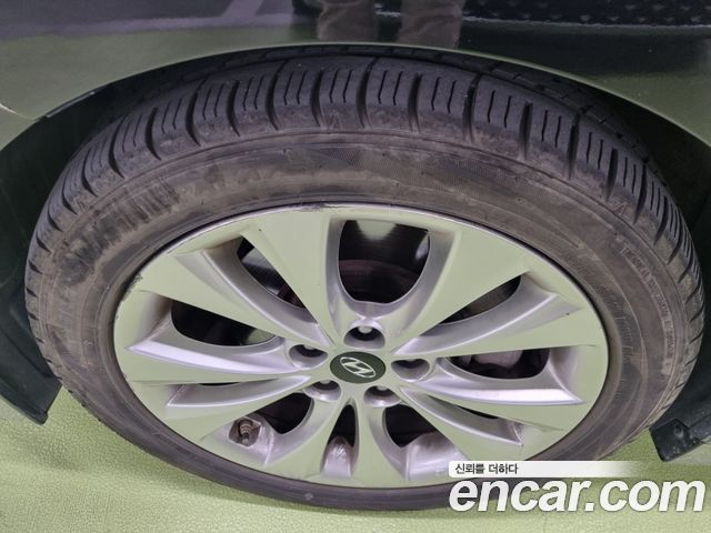 Hyundai Grandeur 2011 — photo 5