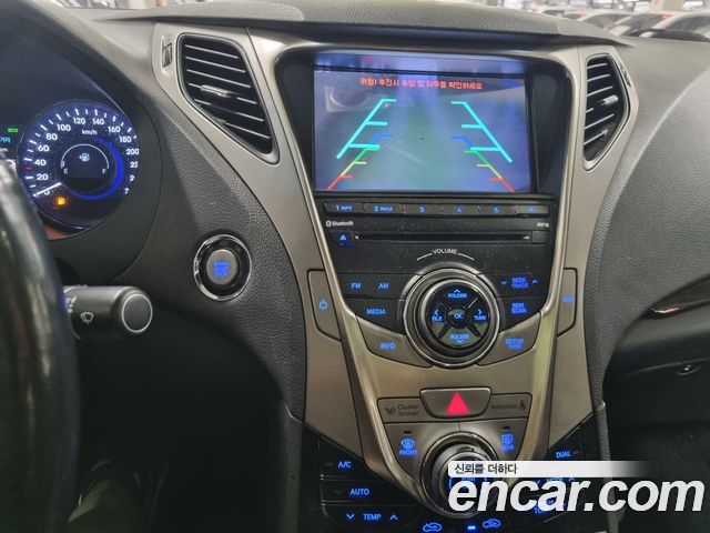 Hyundai Grandeur 2011 — photo 18