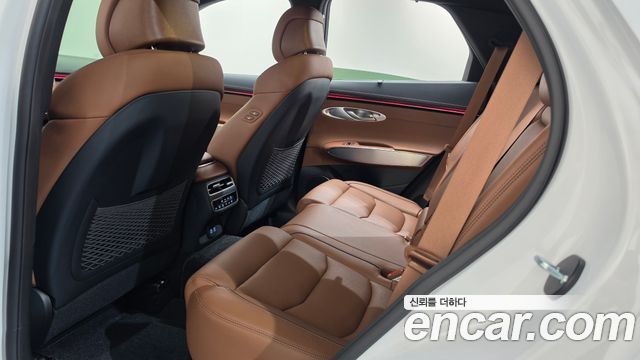Genesis GV70 2025 — photo 17