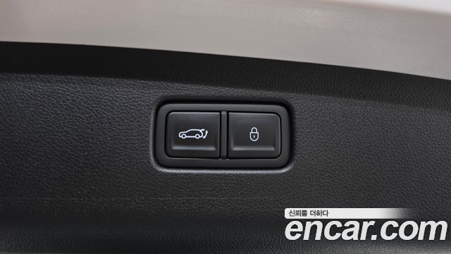 Genesis GV70 2025 — photo 23