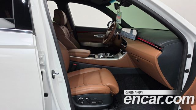 Genesis GV70 2025 — photo 16