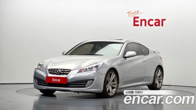Hyundai Genesis 2011 — photo 1