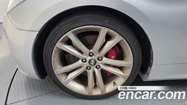 Hyundai Genesis 2011 — photo 5