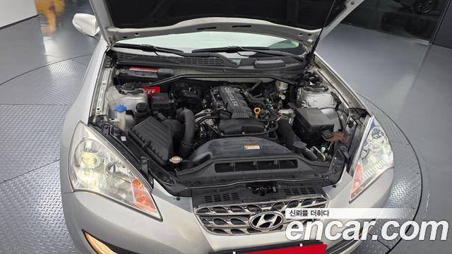 Hyundai Genesis 2011 — photo 6
