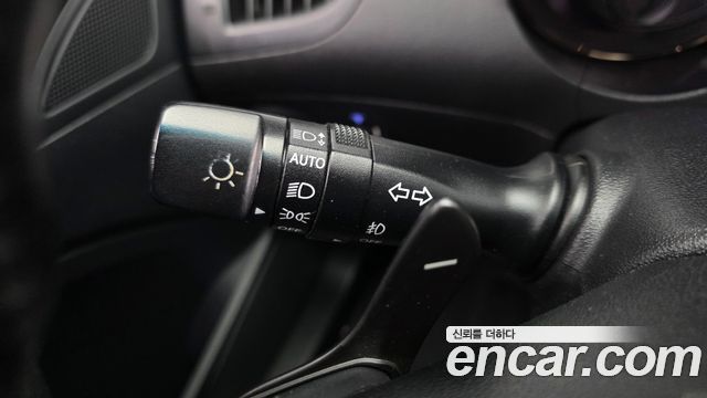 Hyundai Genesis 2011 — photo 29