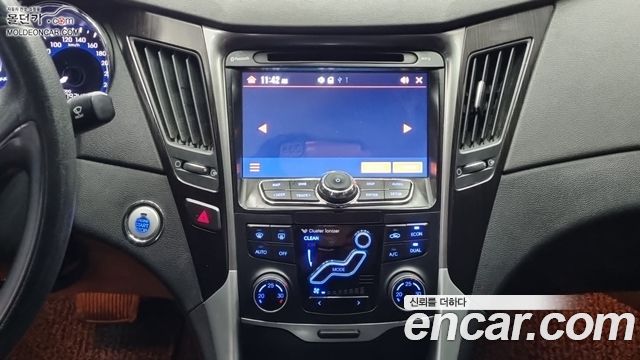 Hyundai Sonata 2012 — photo 12