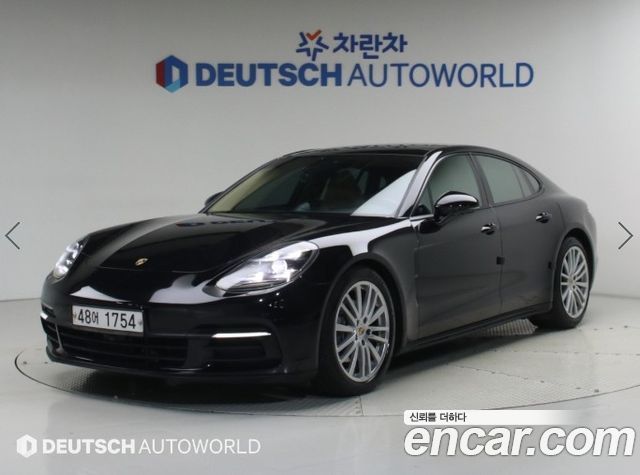 Porsche Panamera 2018 — photo 1