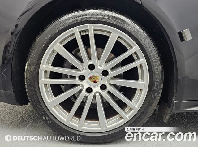 Porsche Panamera 2018 — photo 5