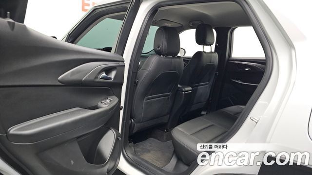 Chevrolet Korea Trailblazer 2022 — photo 11
