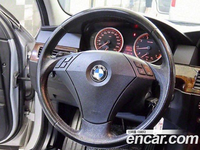BMW 5-Series 2007 — photo 8
