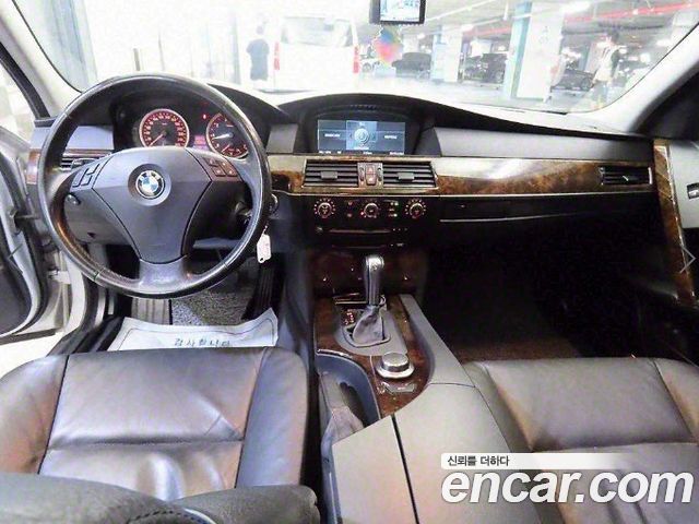 BMW 5-Series 2007 — photo 10